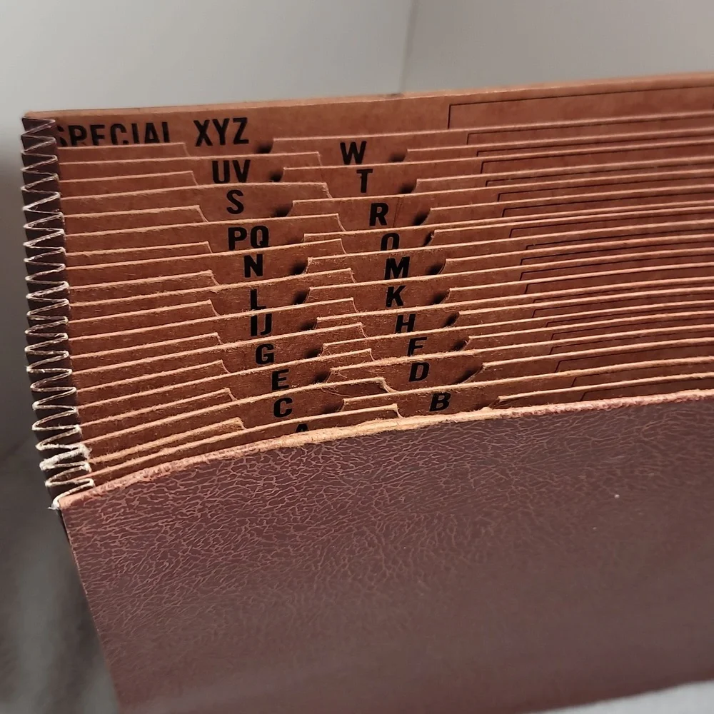 Oxford plus reinforced expanding file